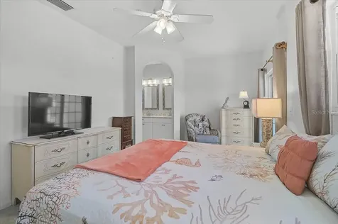 1423 Gulf Drive N Bradenton Beach FL 34217