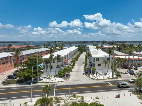 1423 Gulf Drive N Bradenton Beach FL 34217