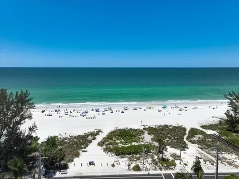 1423 Gulf Drive N Bradenton Beach FL 34217
