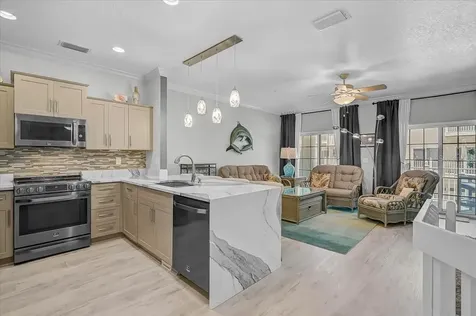 1423 Gulf Drive N Bradenton Beach FL 34217
