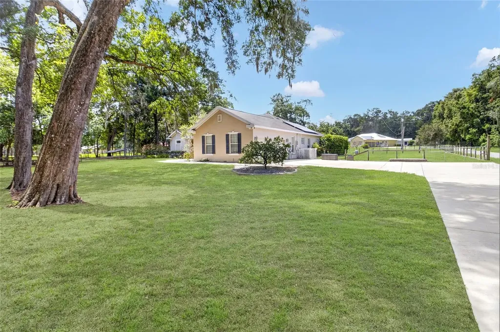 150 NE 49th Street Ocala FL 34479