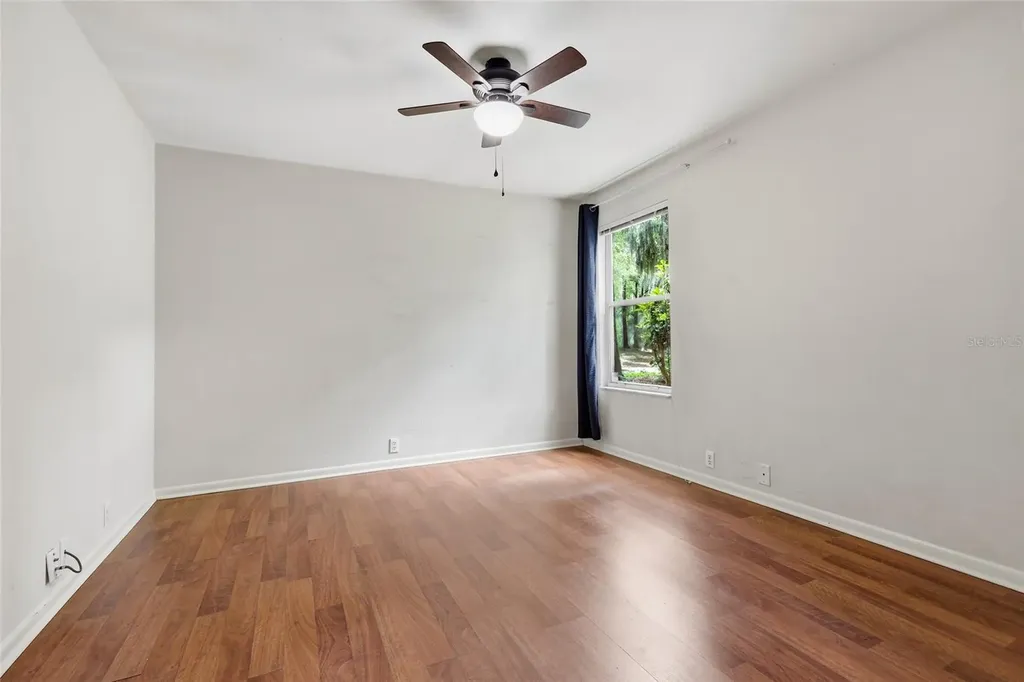 1736 NW 16th Place Gainesville FL 32605