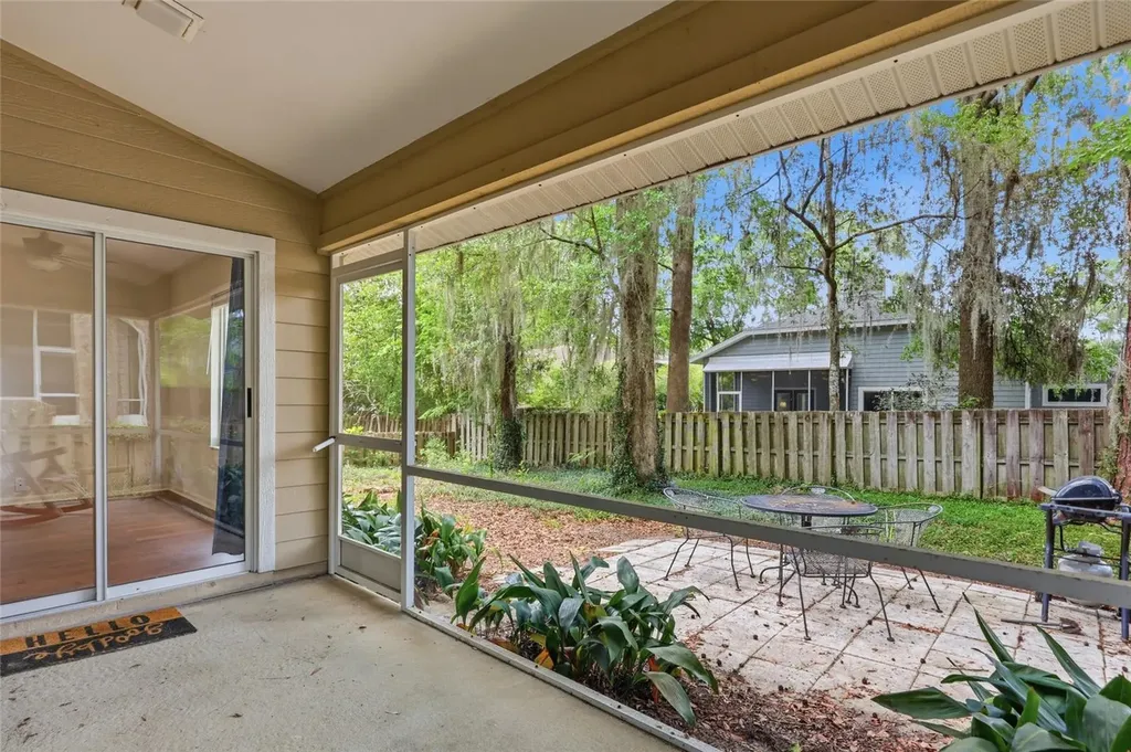 1736 NW 16th Place Gainesville FL 32605