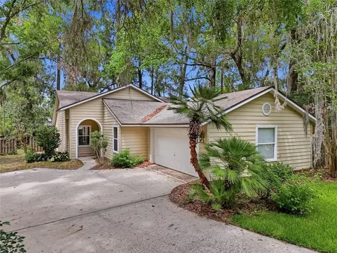 1736 NW 16th Place Gainesville FL 32605