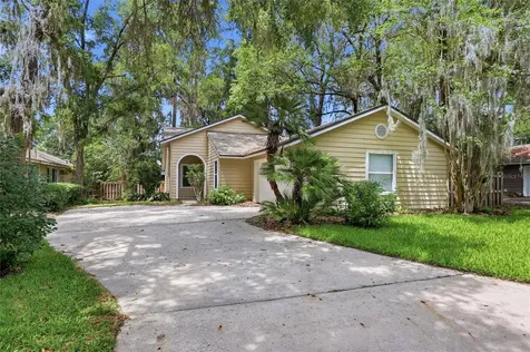 1736 NW 16th Place Gainesville FL 32605