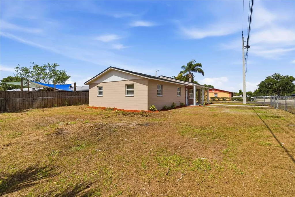 1533 SW Martin Luther King Jr Street Arcadia FL 34266