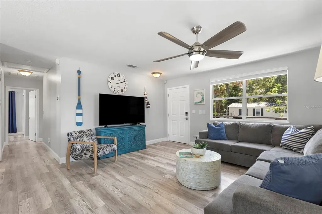 6183 Waverly Road Weeki Wachee FL 34607