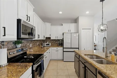 12832 Saulston Place Hudson FL 34669