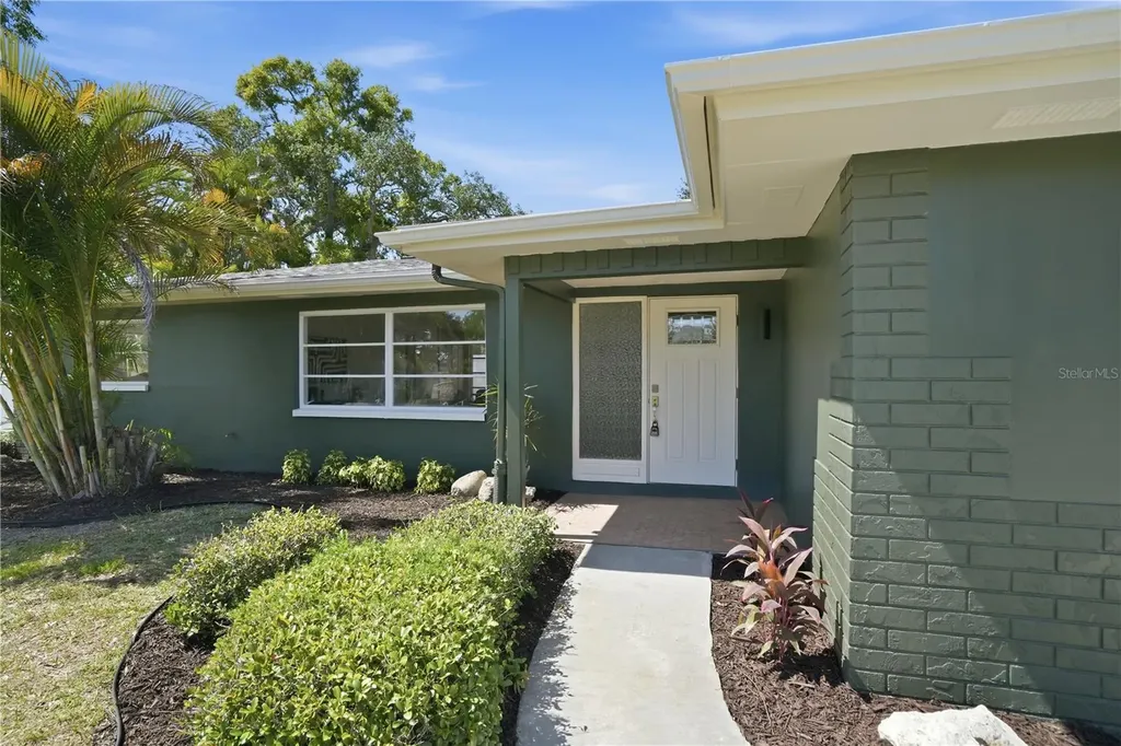 1300 Michigan Boulevard Dunedin FL 34698