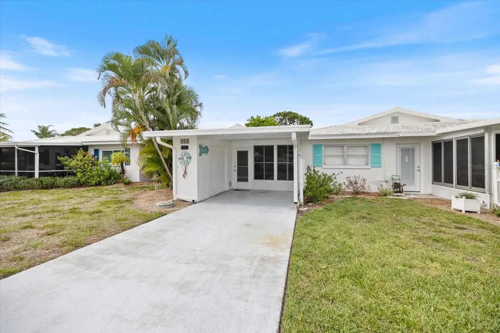 702 Fair Winds Drive Nokomis FL 34275