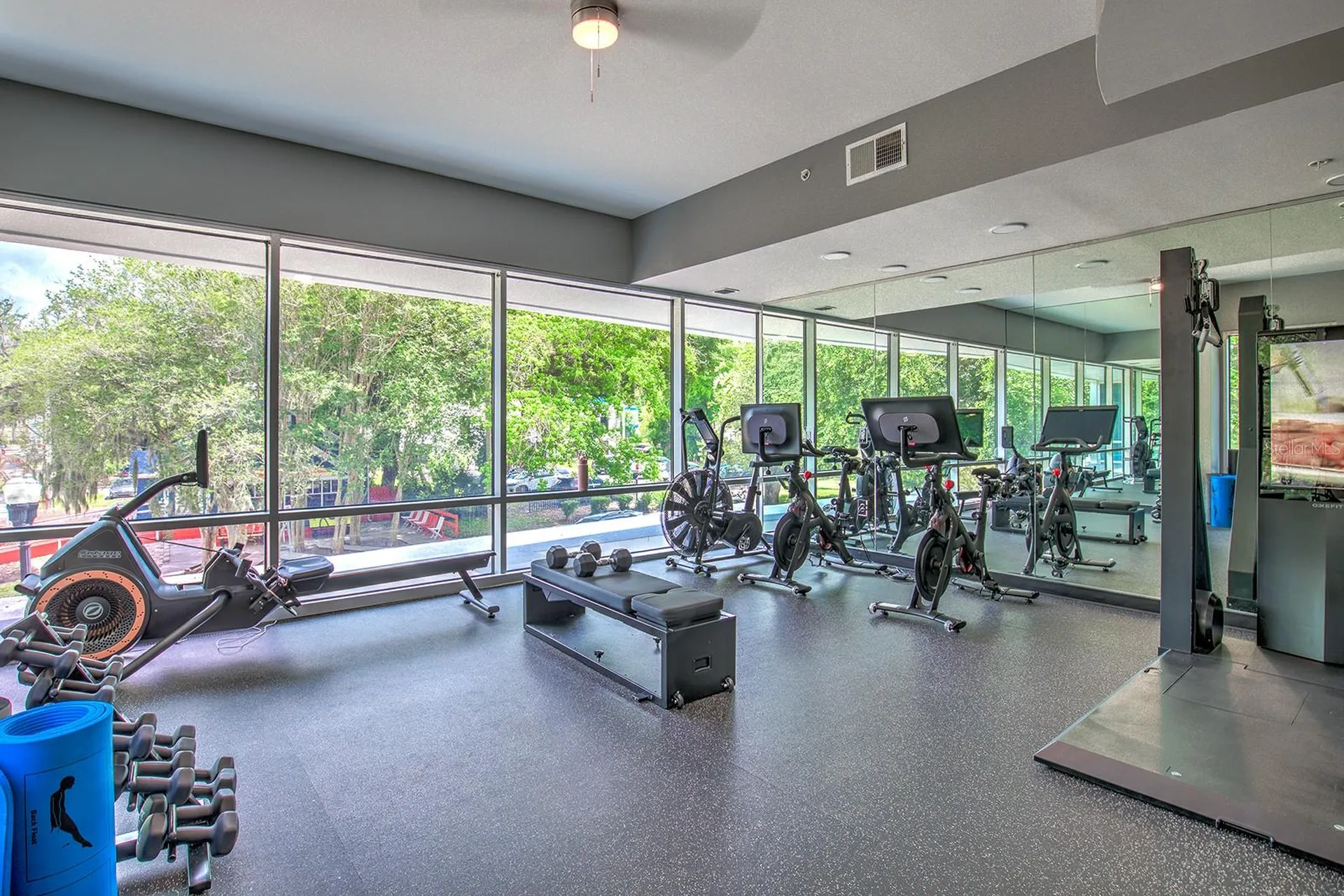 525 E Jackson Street Orlando FL 32801