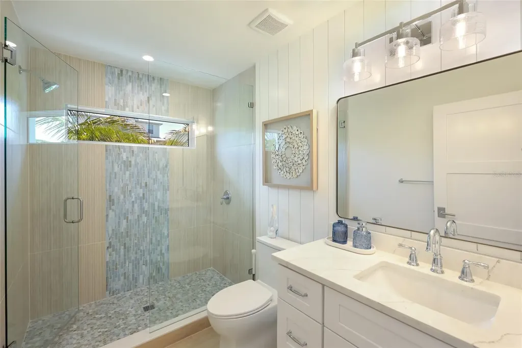 6401 Marina Drive Holmes Beach FL 34217