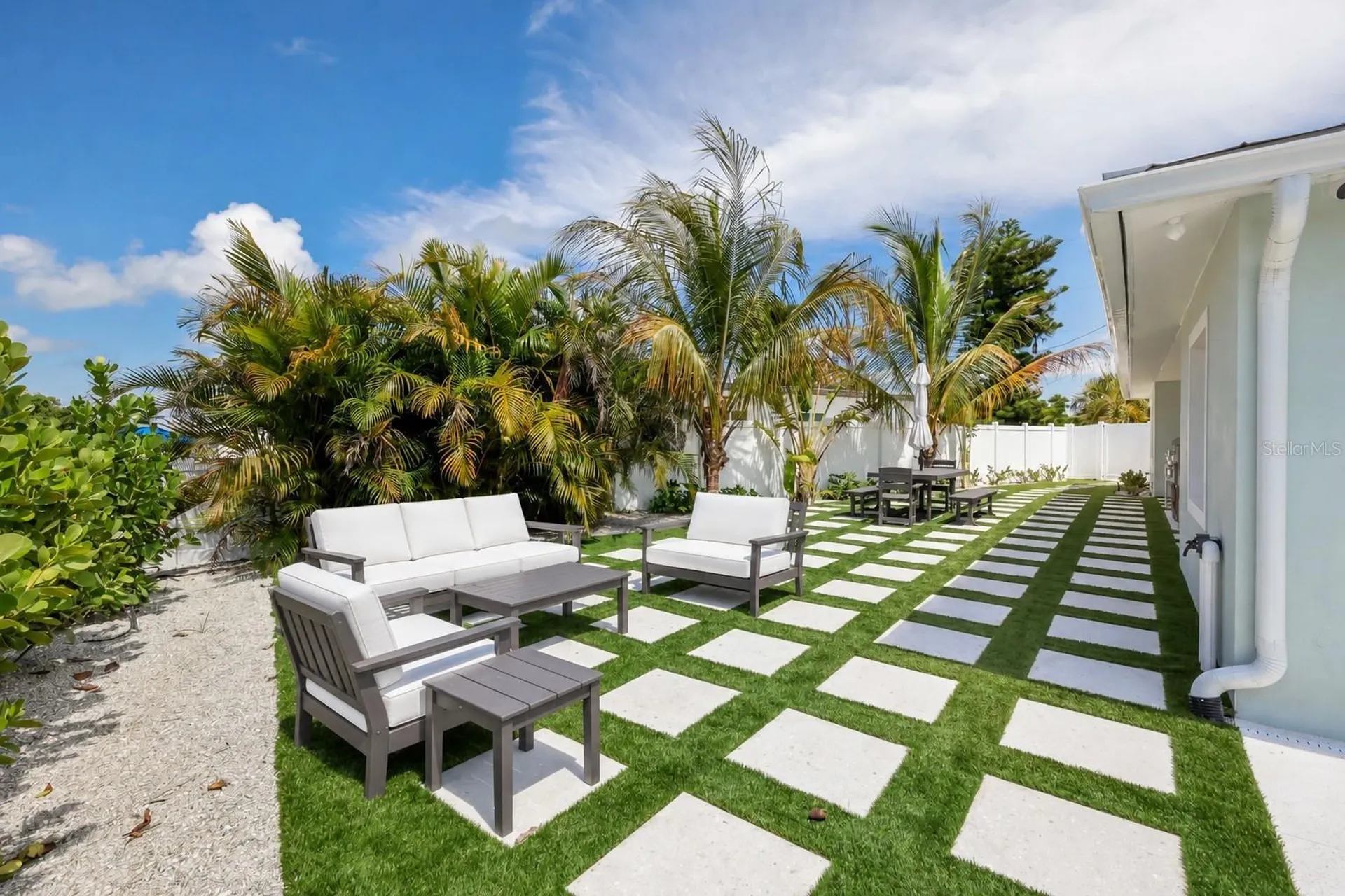 6401 Marina Drive Holmes Beach FL 34217
