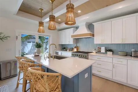 6401 Marina Drive Holmes Beach FL 34217
