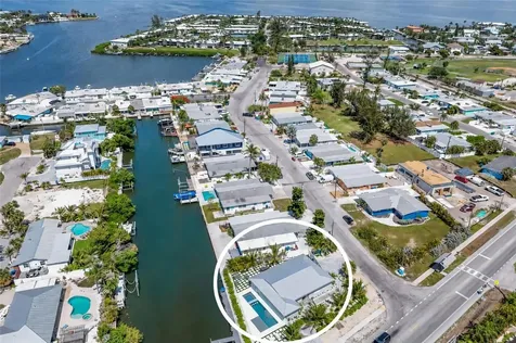 6401 Marina Drive Holmes Beach FL 34217