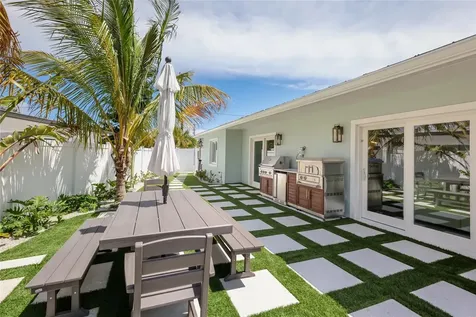 6401 Marina Drive Holmes Beach FL 34217
