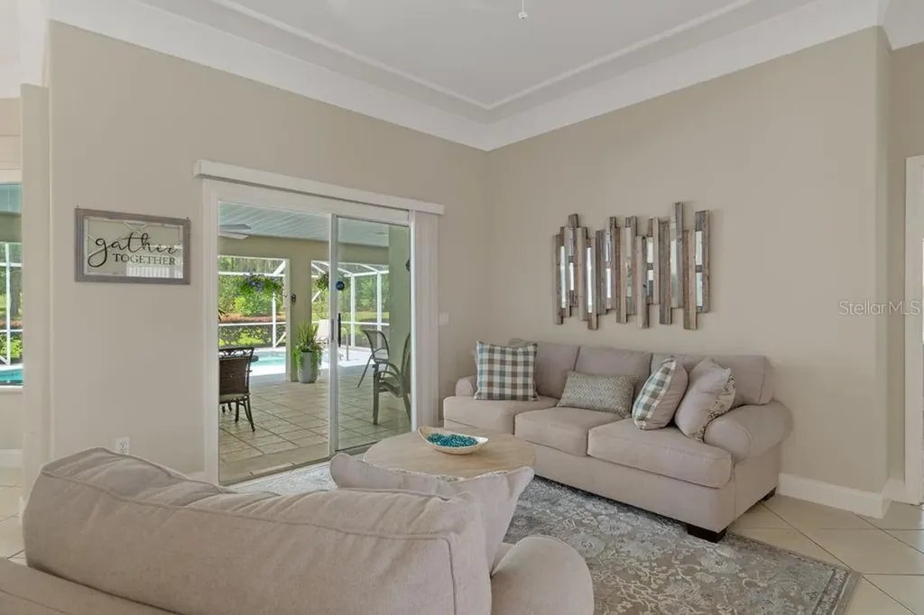 31 Lake Diamond Boulevard Ocala FL 34472