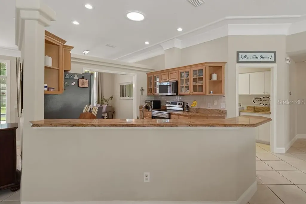 31 Lake Diamond Boulevard Ocala FL 34472