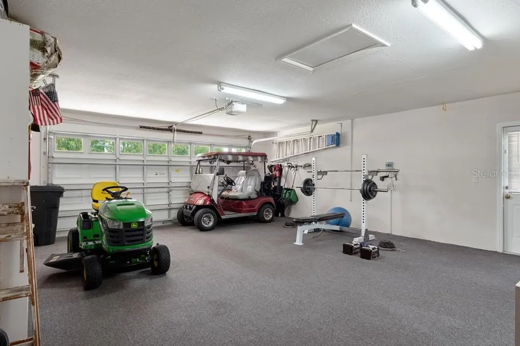 31 Lake Diamond Boulevard Ocala FL 34472