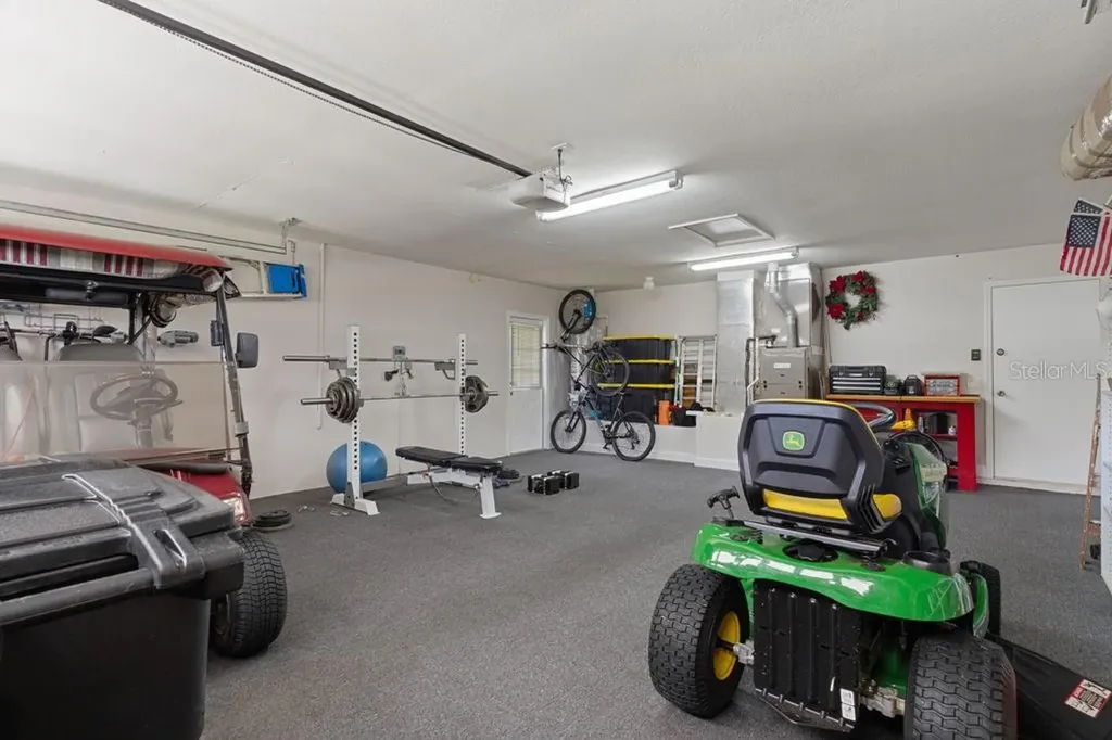 31 Lake Diamond Boulevard Ocala FL 34472