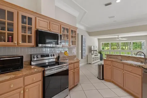 31 Lake Diamond Boulevard Ocala FL 34472