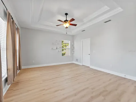 7606 S Sparkman Street Tampa FL 33616