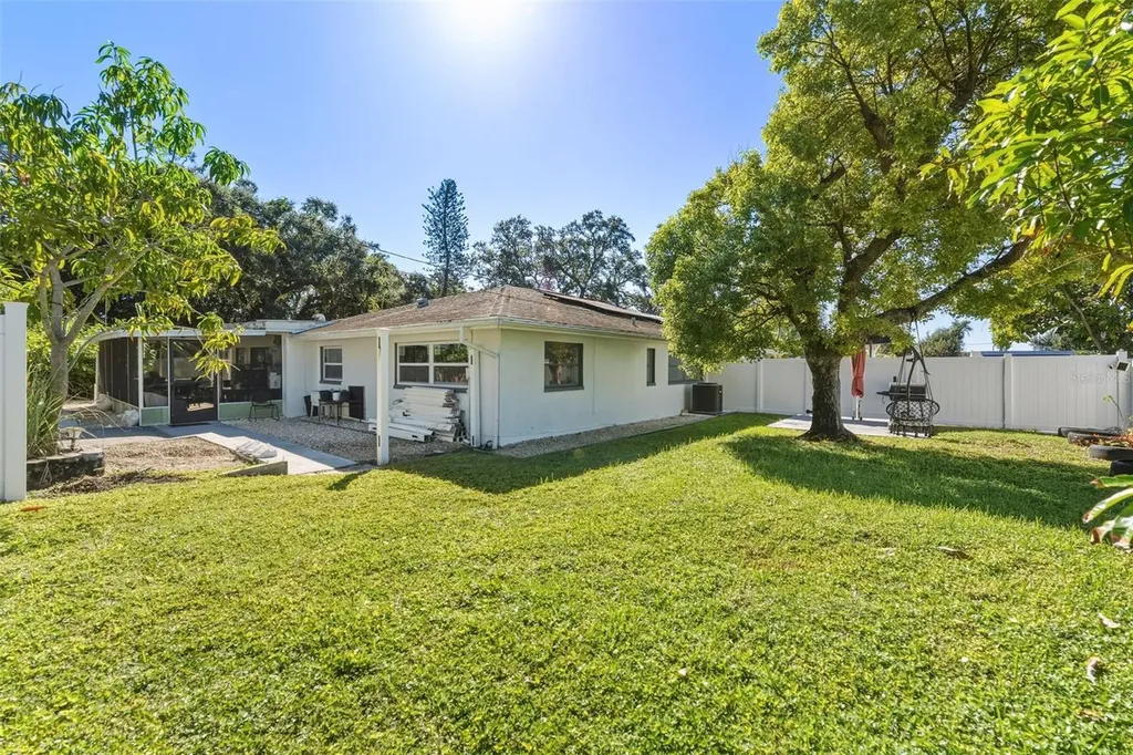 2401 26th Avenue S St Petersburg FL 33712