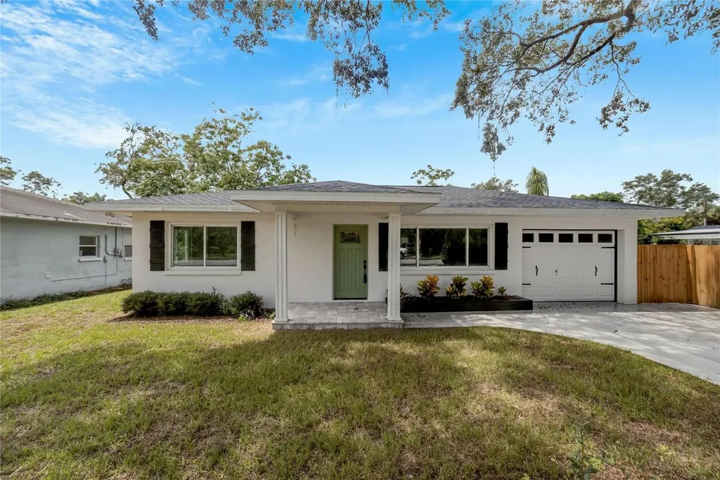 304 Orangewood Avenue Clearwater FL 33755