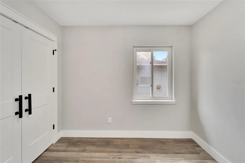 304 Orangewood Avenue Clearwater FL 33755
