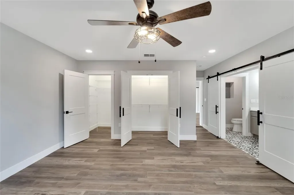 304 Orangewood Avenue Clearwater FL 33755