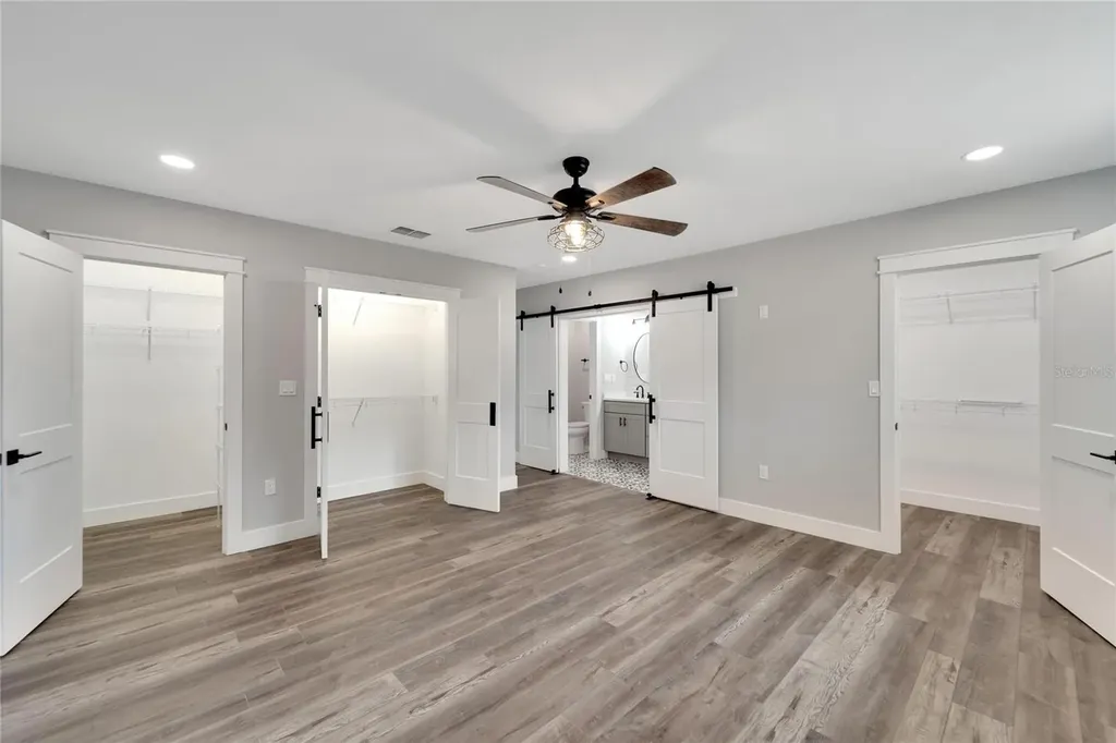 304 Orangewood Avenue Clearwater FL 33755