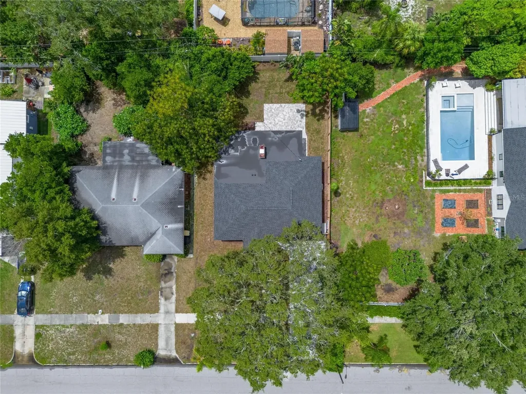 304 Orangewood Avenue Clearwater FL 33755