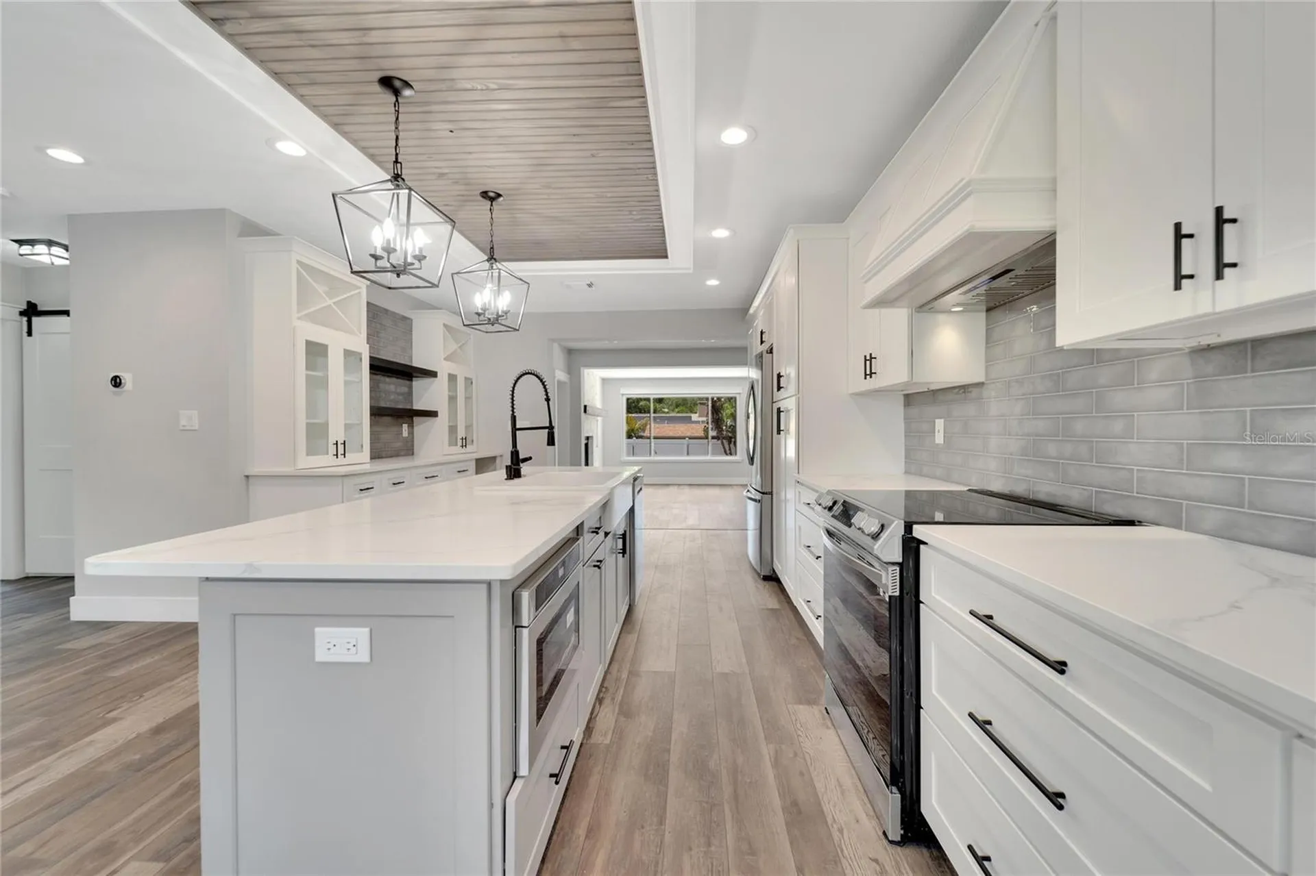 304 Orangewood Avenue Clearwater FL 33755