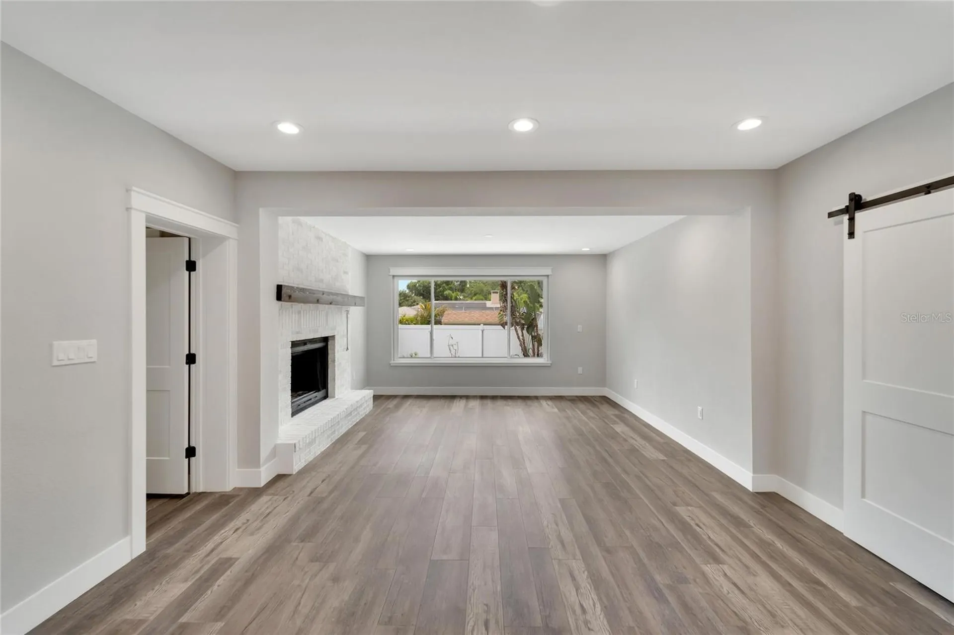 304 Orangewood Avenue Clearwater FL 33755