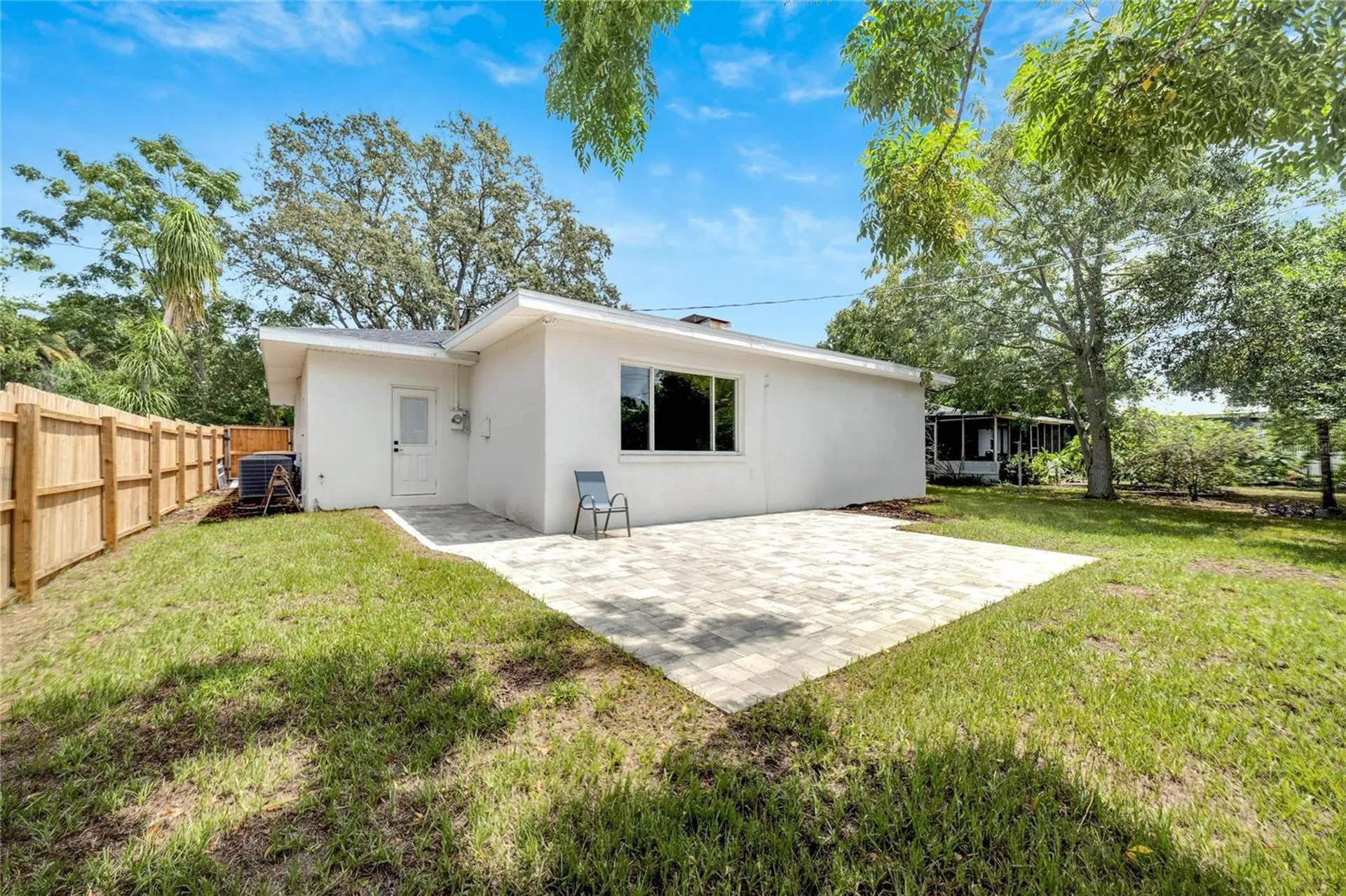304 Orangewood Avenue Clearwater FL 33755