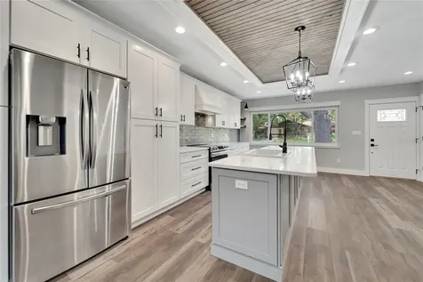 304 Orangewood Avenue Clearwater FL 33755