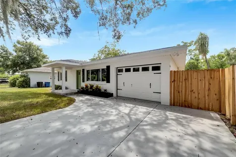 304 Orangewood Avenue Clearwater FL 33755