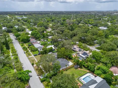 304 Orangewood Avenue Clearwater FL 33755