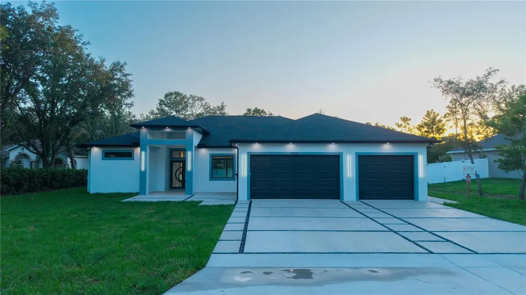 9201 Nightingale Road Weeki Wachee FL 34613