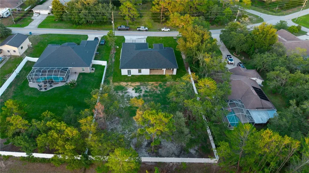 9201 Nightingale Road Weeki Wachee FL 34613