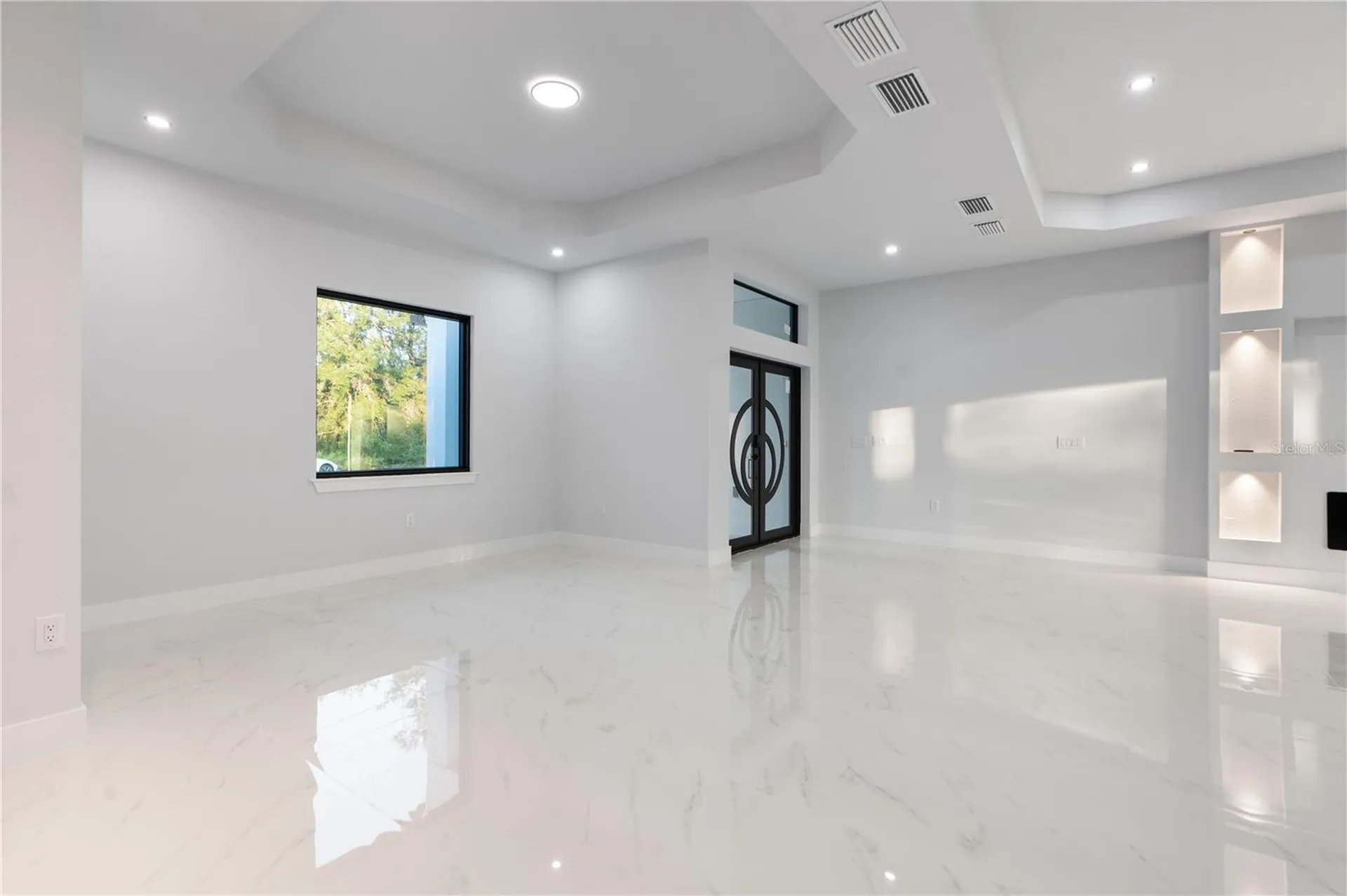 9201 Nightingale Road Weeki Wachee FL 34613