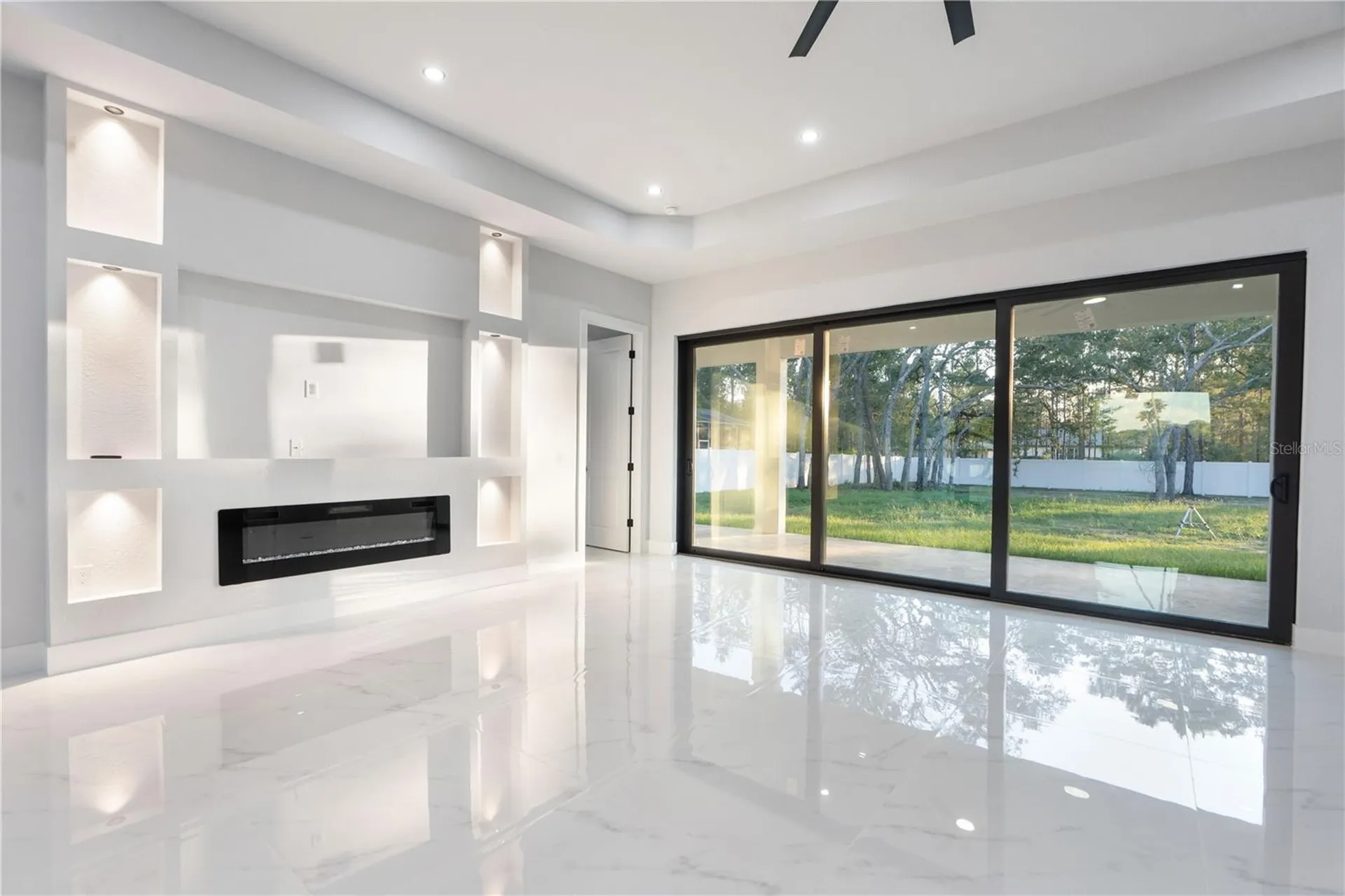 9201 Nightingale Road Weeki Wachee FL 34613