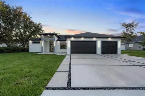 9201 Nightingale Road Weeki Wachee FL 34613