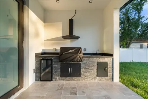 9201 Nightingale Road Weeki Wachee FL 34613