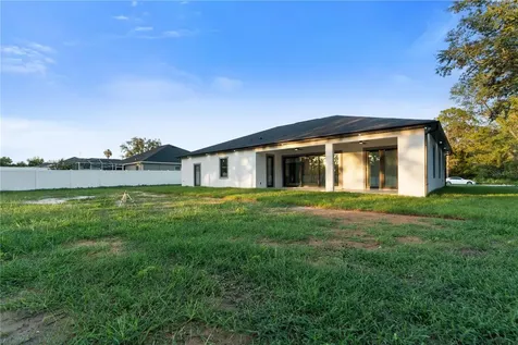 9201 Nightingale Road Weeki Wachee FL 34613
