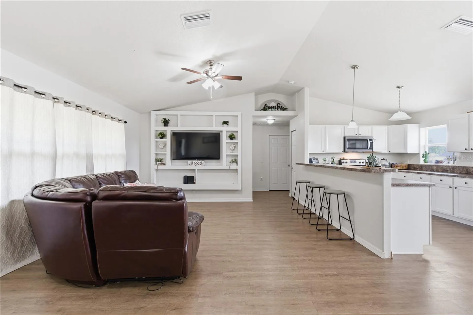 125 N Independence Highway Inverness FL 34453