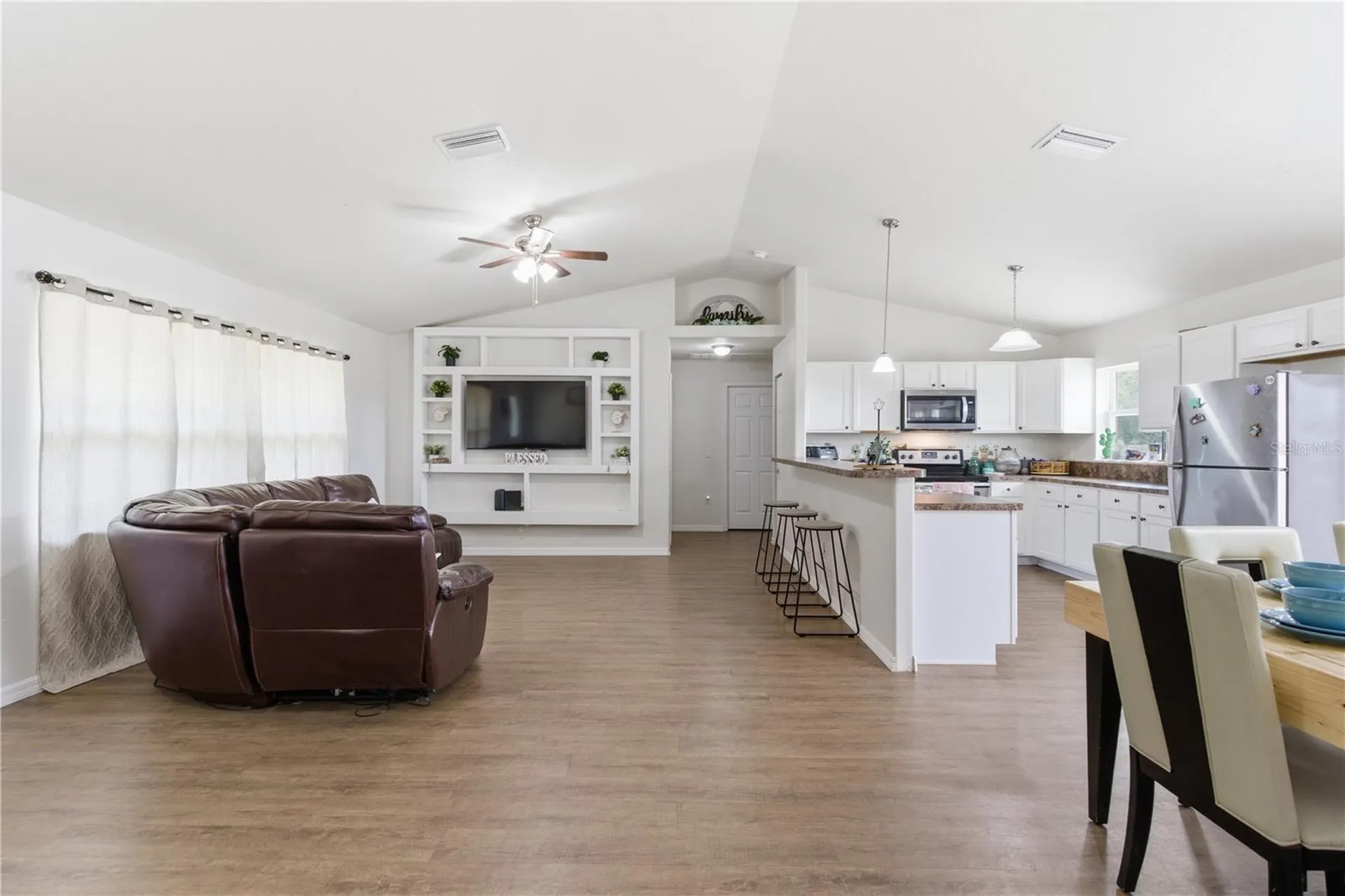 125 N Independence Highway Inverness FL 34453
