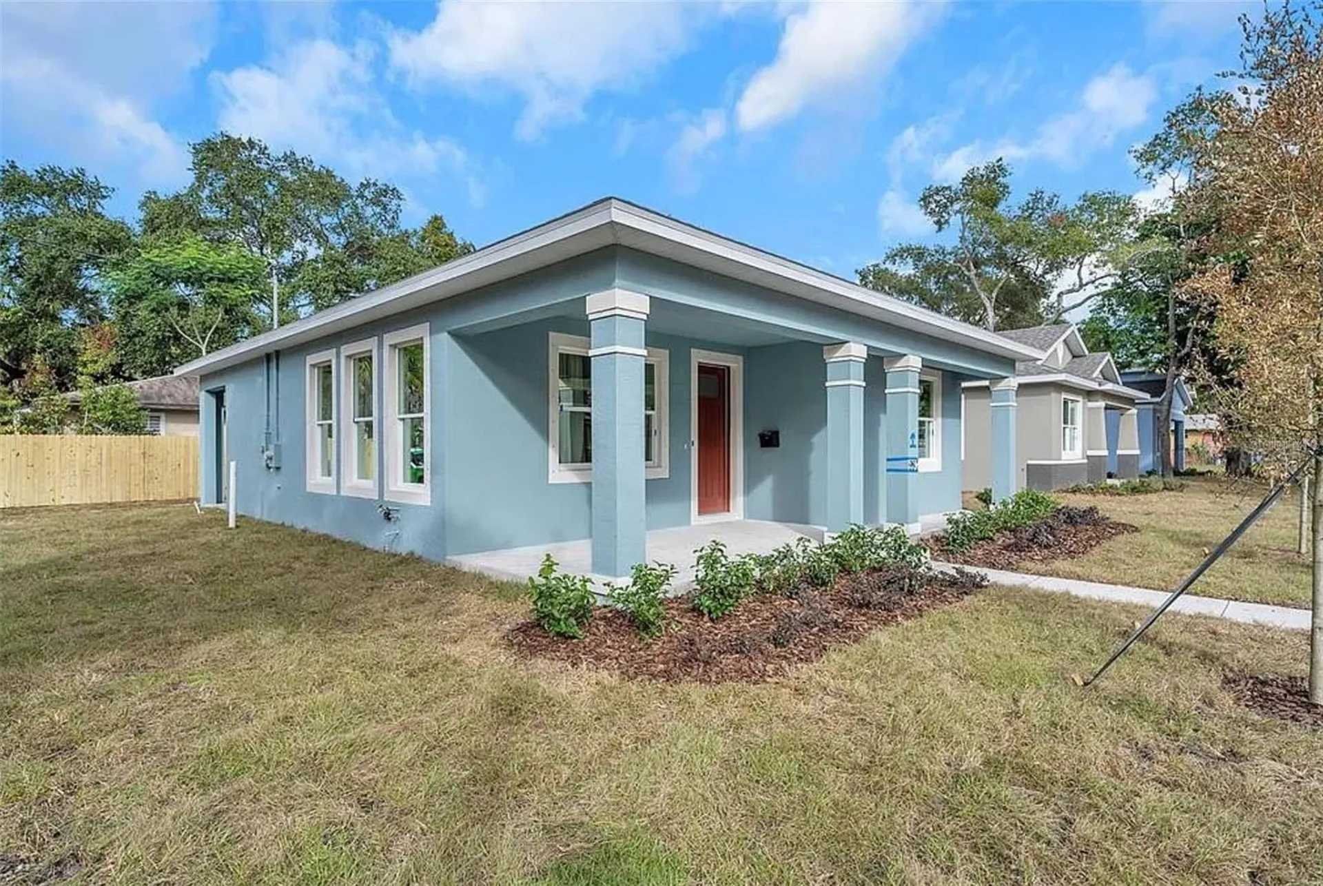 987 12th Avenue S St Petersburg FL 33705