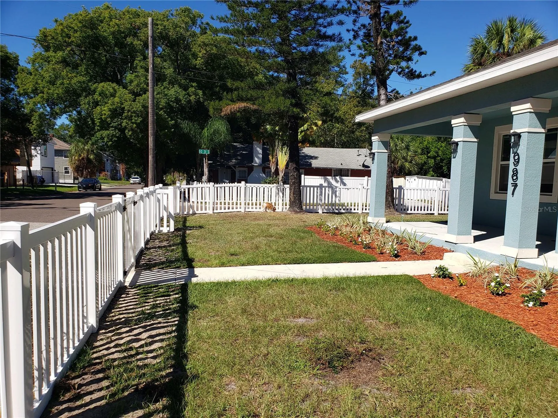 987 12th Avenue S St Petersburg FL 33705
