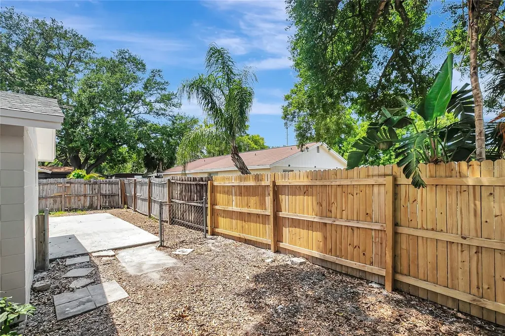 10215 Cutten Green Court Tampa FL 33615